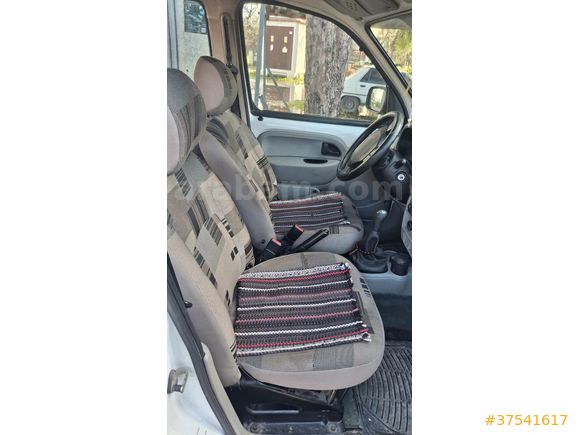 Sahibinden Renault Kangoo 1.5 dCi Expression 2010 Model