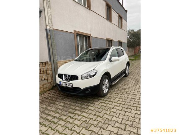 Sahibinden Nissan Qashqai 1.6 Tekna Pack 2012 Model 