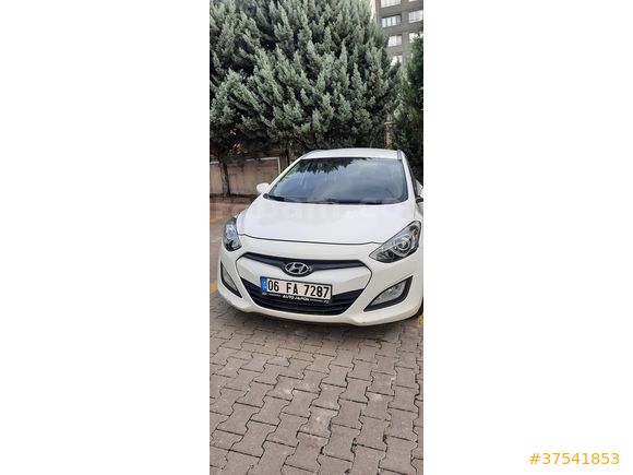 Sahibinden Hyundai i30 1.6 CRDi CW Style 2013 Model 