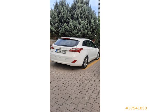 Sahibinden Hyundai i30 1.6 CRDi CW Style 2013 Model 