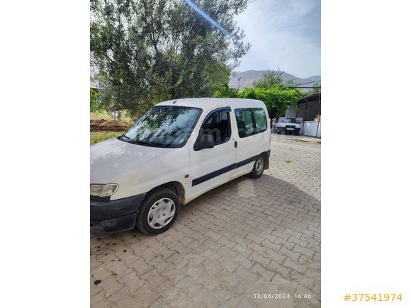 Sahibinden Peugeot Partner 1.9 D Combi 1998 Model