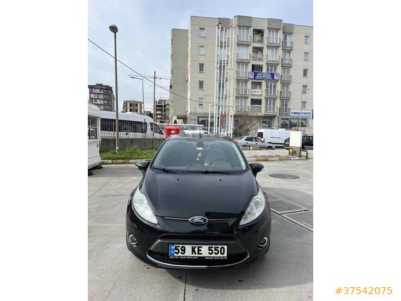 Sahibinden Ford Fiesta 1.4 TDCi Titanium 2012 Model 