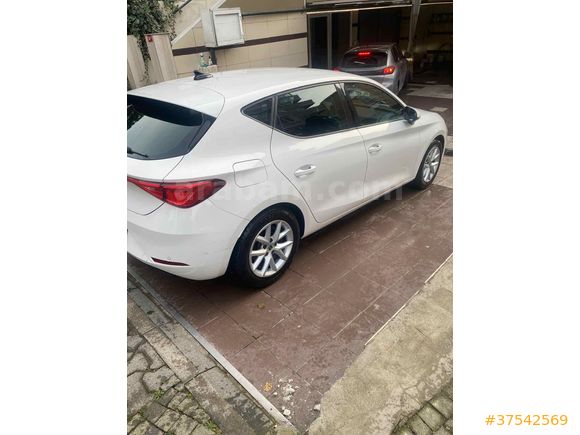 Sahibinden Seat Leon 1.0 eTSI Style Plus 2021 Model 