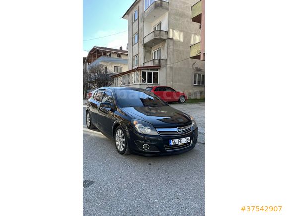 Sahibinden Opel Astra 1.6 Essentia 2012 Model Sakarya 230.000 km Siyah