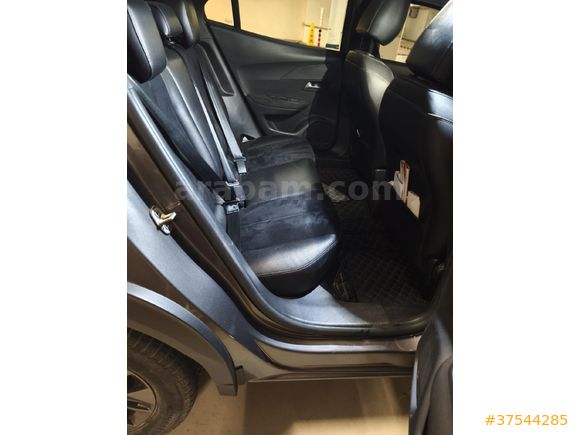 Sahibinden Peugeot 2008 1.2 PureTech Active Skypack 2021 Model