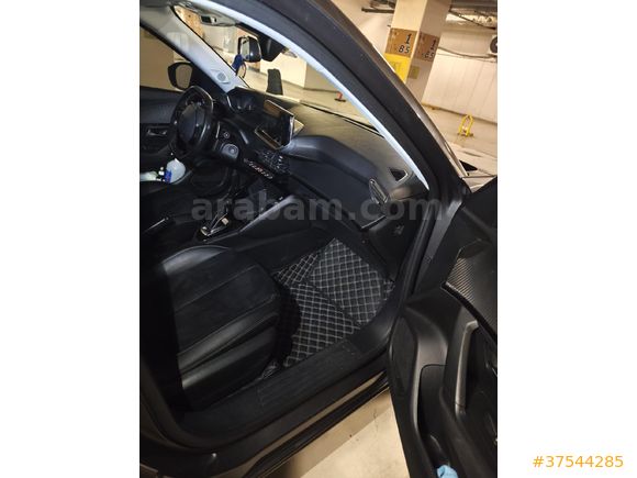 Sahibinden Peugeot 2008 1.2 PureTech Active Skypack 2021 Model