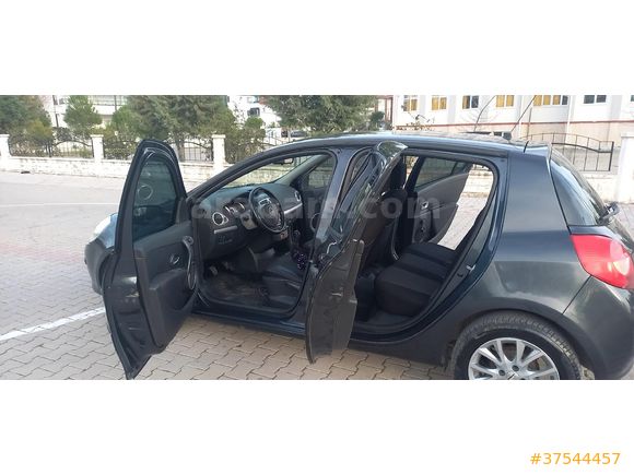 Sahibinden Renault Clio 1.4 Dynamique 2006 Model