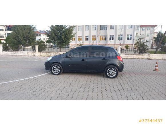 Sahibinden Renault Clio 1.4 Dynamique 2006 Model