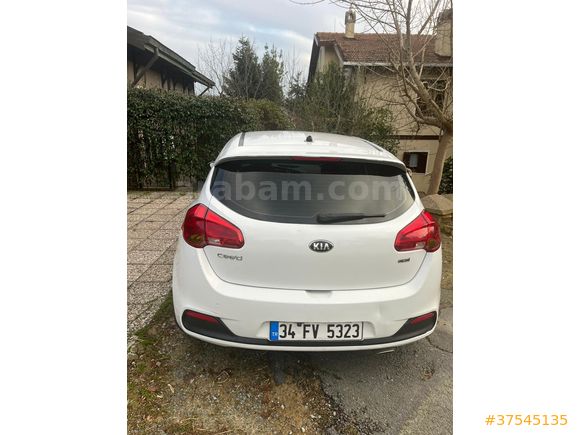 Sahibinden Kia Ceed 1.6 CRDi Comfort 2015 Model