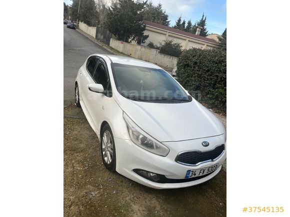 Sahibinden Kia Ceed 1.6 CRDi Comfort 2015 Model
