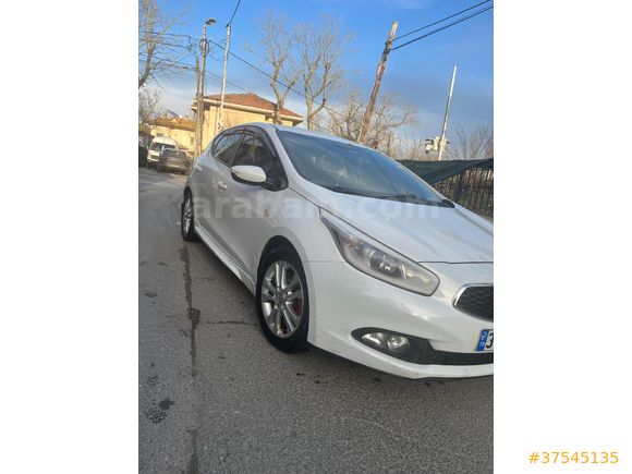 Sahibinden Kia Ceed 1.6 CRDi Comfort 2015 Model