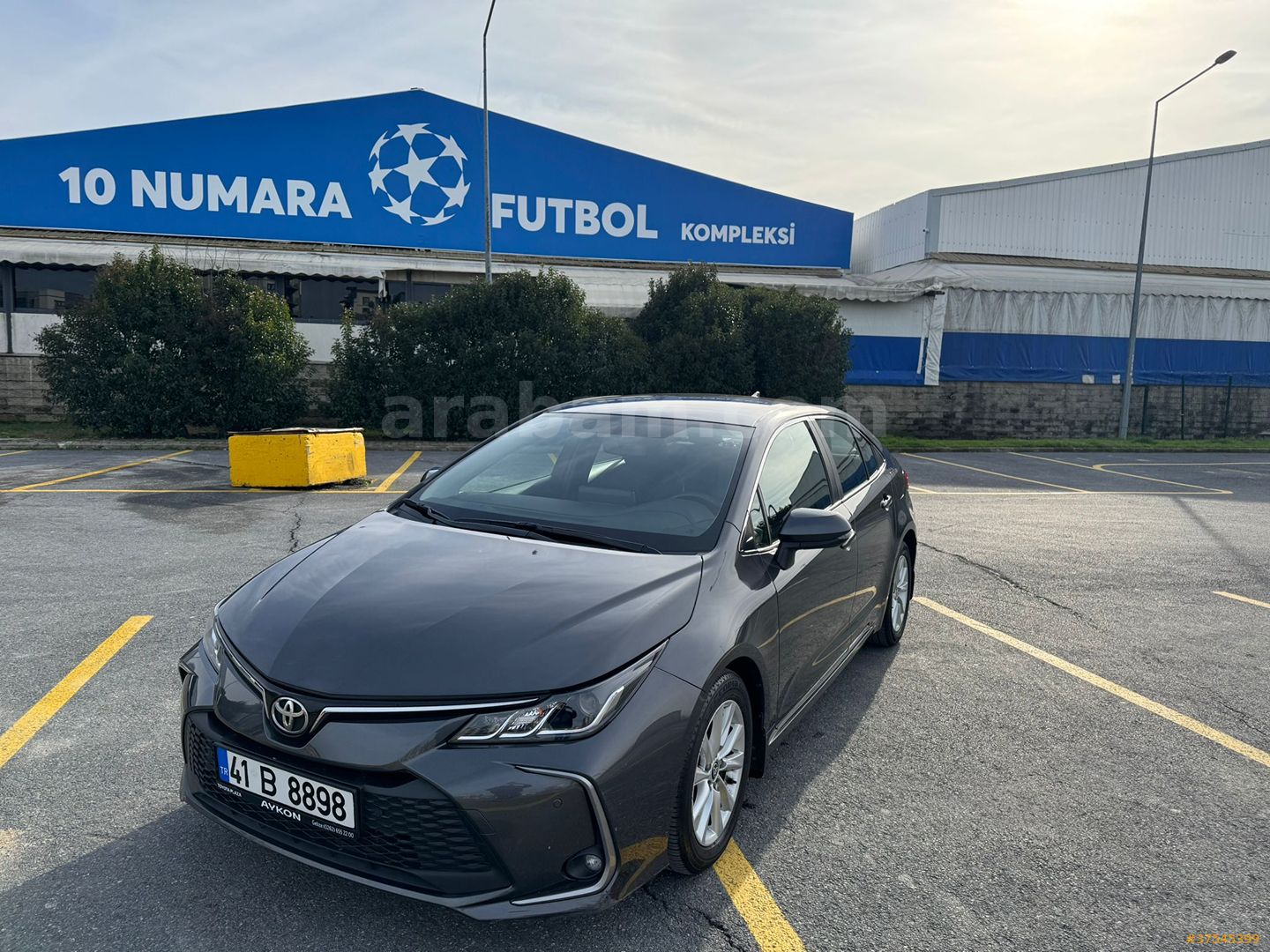 TOYOTA COROLLA 1.5 DREAM 2023 MODEL İSTANBUL 39.000 KM GRİ (TİTANYUM)