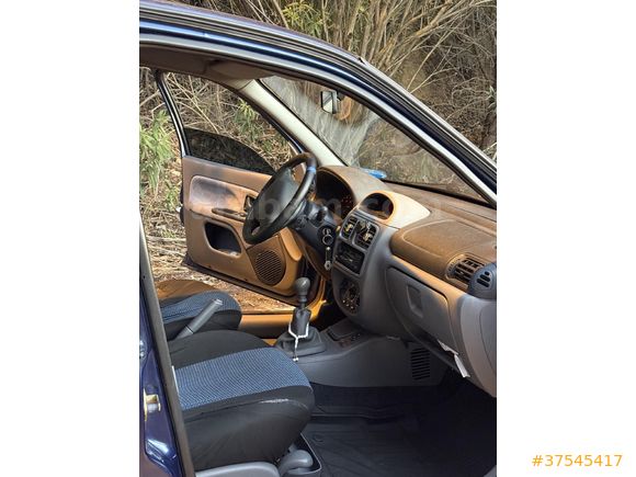 Sahibinden Renault Clio 1.4 RXT 2001 Model  159.000 km Mavi
