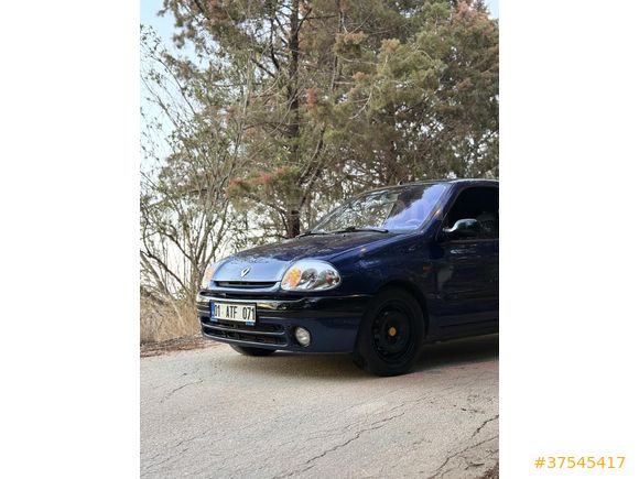 Sahibinden Renault Clio 1.4 RXT 2001 Model  159.000 km Mavi