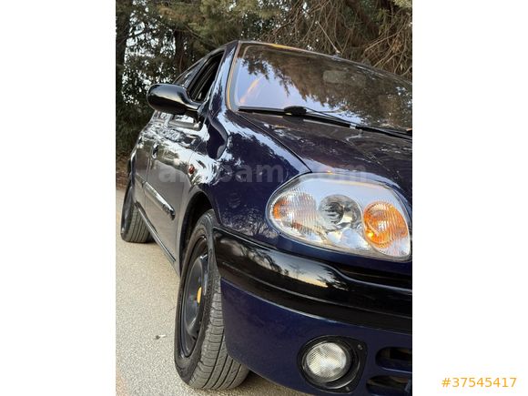 Sahibinden Renault Clio 1.4 RXT 2001 Model  159.000 km Mavi