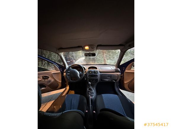 Sahibinden Renault Clio 1.4 RXT 2001 Model  159.000 km Mavi