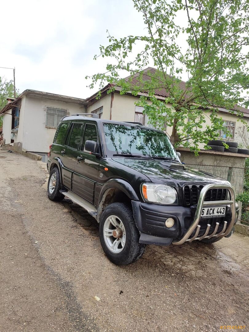 Sahibinden Mahindra Goa 2.6 CRDe 2008 Model Sinop 251.000 km Siyah 4