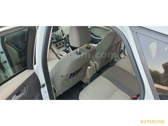 ACİL Sahibinden ÇİCEK Ford Focus 1.6 TDİ 2012 ACİL