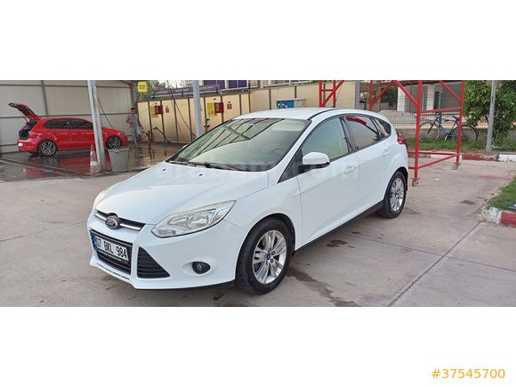 ACİL Sahibinden ÇİCEK Ford Focus 1.6 TDİ 2012 ACİL