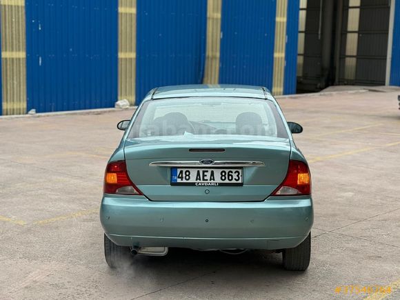 Sahibinden Ford Focus 1.6 Ghia 2000 Model Kütahya