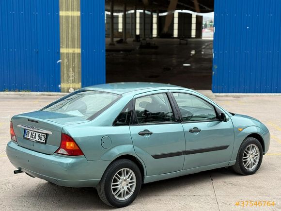 Sahibinden Ford Focus 1.6 Ghia 2000 Model Kütahya