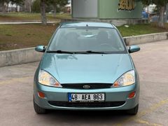 Sahibinden Ford Focus 1.6 Ghia 2000 Model Kütahya
