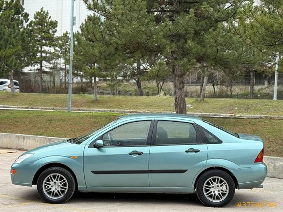 Sahibinden Ford Focus 1.6 Ghia 2000 Model Kütahya