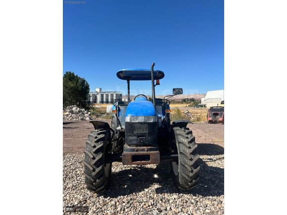 SİVAS TRAKTÖR FARKI İLE NEW HOLLAND TD85D TURBOLU