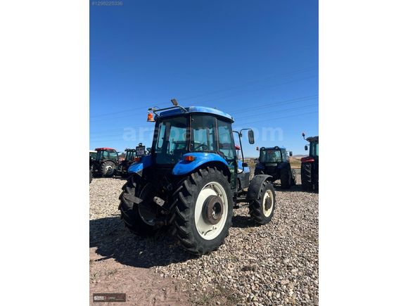 SİVAS TRAKTÖR FARKI İLE NEW HOLLAND TD85D TAMAMINA KREDİ ÇIKAR