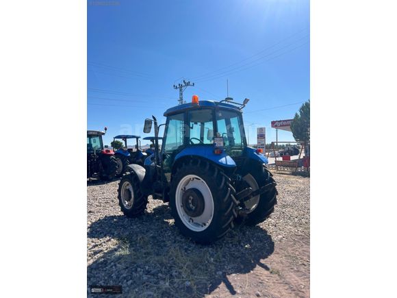 SİVAS TRAKTÖR FARKI İLE NEW HOLLAND TD85D TAMAMINA KREDİ ÇIKAR