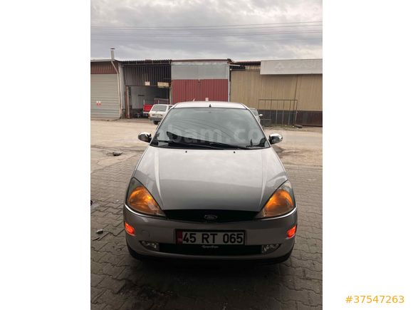 Sahibinden Ford Focus 1.6 Ghia 1999 Model 