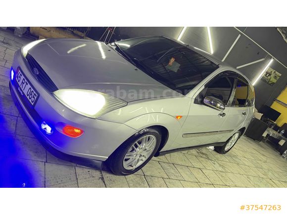 Sahibinden Ford Focus 1.6 Ghia 1999 Model 