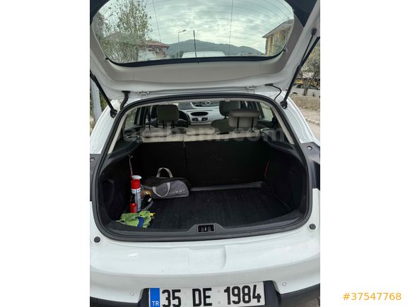 Sahibinden Renault Megane 1.5 dCi Expression 2011 Model 