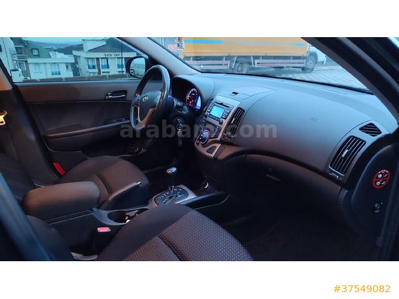 Sahibinden Hyundai i30 1.6 CVVT Mode 2010 Model