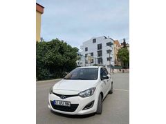 Sahibinden Hyundai i20 1.4 CRDi Jump 2012 Model  209.000 km Beyaz