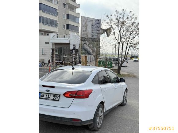 Sahibinden Ford Focus 1.6 TDCi Trend X 2017 Model  137.000 km Beyaz