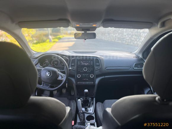 Sahibinden Renault Megane 1.3 TCe Joy 2020 Model