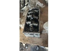 Kangoo 1.4 benzinli silindir kapağı