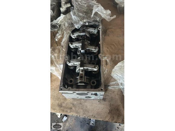 Kangoo 1.4 benzinli silindir kapağı