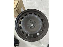 5x112 16 tek adet jant. Ufak kaynak işlemi vardır. Orjinal ürün.