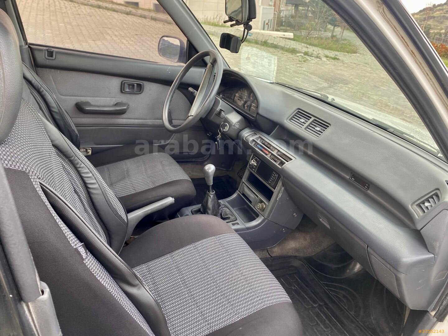 Sahibinden Daihatsu Applause 1.6 Li 1992 Model İzmir 79.000 km Beyaz 6