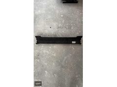 Ön panel Mercedes-Benz (211-684-00-77)