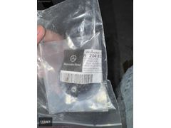 Mercedes w204 c class kaput arması yıldız a 204 81 06 16