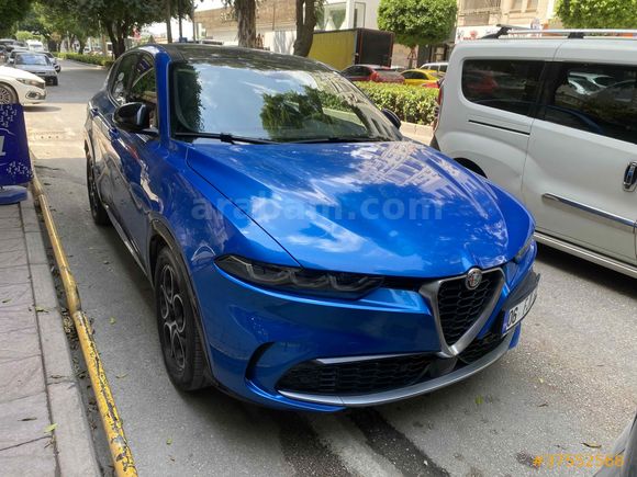 Sahibinden Alfa Romeo Tonale 1.6 VGT-D TI 2023 Model 