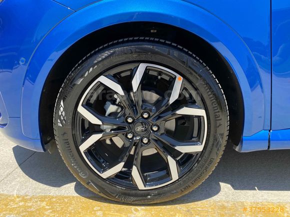 Sahibinden Ford Puma 1.0 EcoBoost ST  HİBRİT Line 2022 Model 