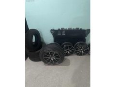 3 adet 14" Tork modeli 185/65/14 Lassa ebatlı lastikli jant