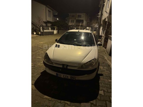 Sahibinden Peugeot 206 1.4 XR 2005 Model  mt ile takas olur