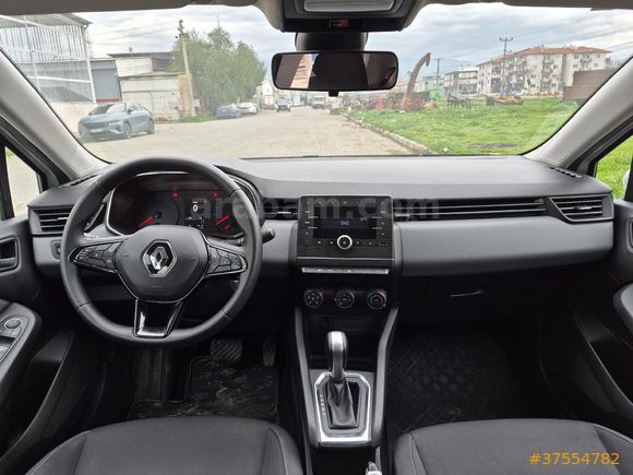 TEMİZ OTOMATİK 2020 MODEL CLİO JOY X TRONİC