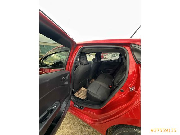 Sahibinden Renault Clio 1.0 TCe Touch 2020 Model 