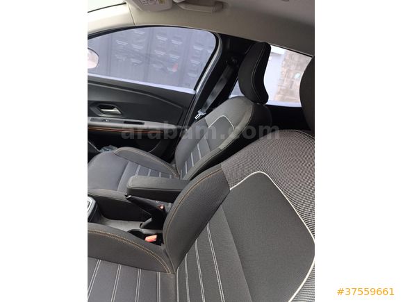 Sahibinden Dacia Sandero 1.0 Stepway 2022 Model